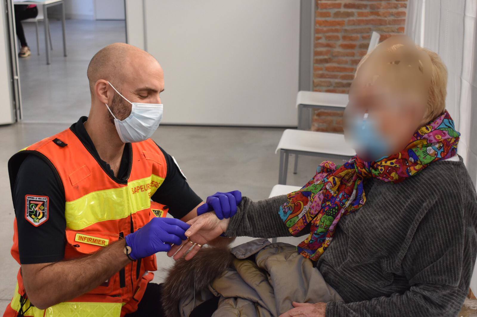 Centres de vaccination COVID19 avec le renfort des sapeurs-pompiers